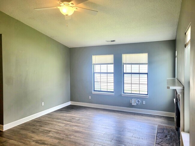 Building Photo - 3004 Steeple Chase Ct