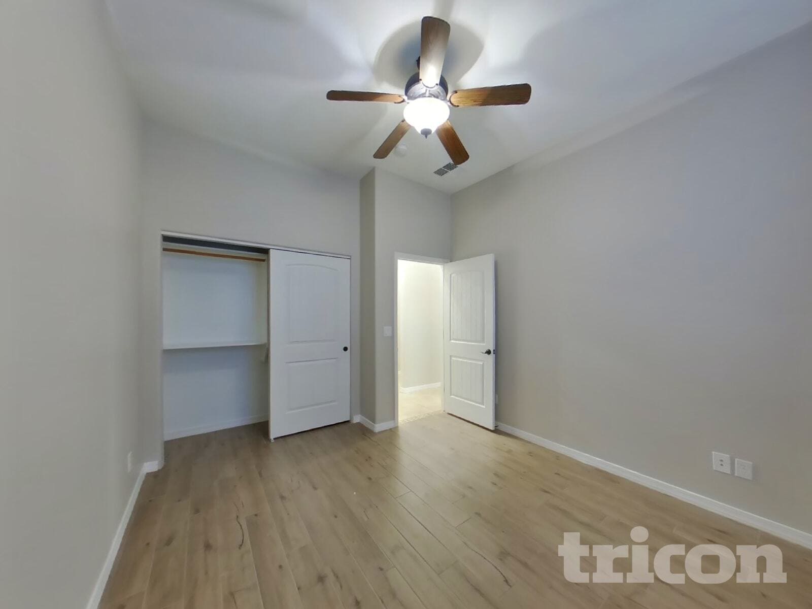 Building Photo - 9474 W Pineveta Dr