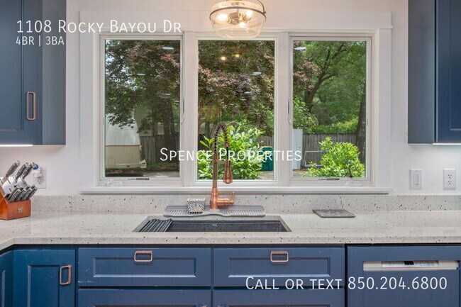 Building Photo - 1108 Rocky Bayou Dr
