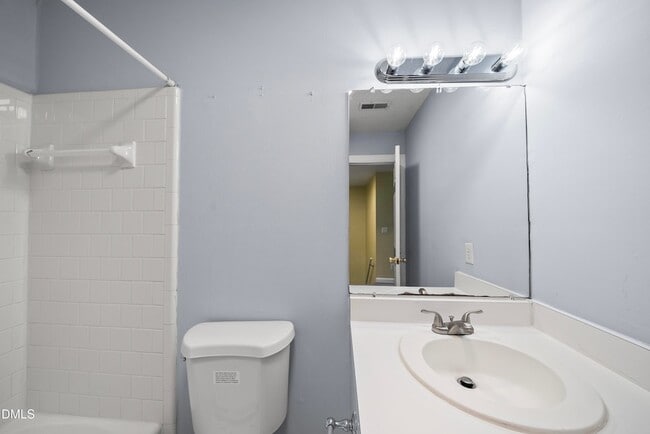 Building Photo - 6115 Highcastle Ct