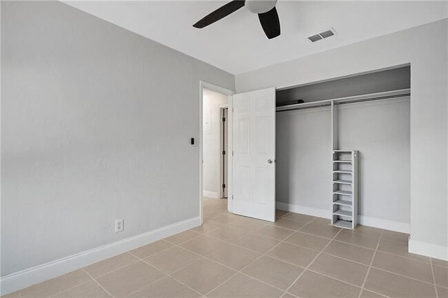 Building Photo - 1598 NE 36th St