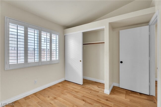 Building Photo - 856 Brass Ring Rd