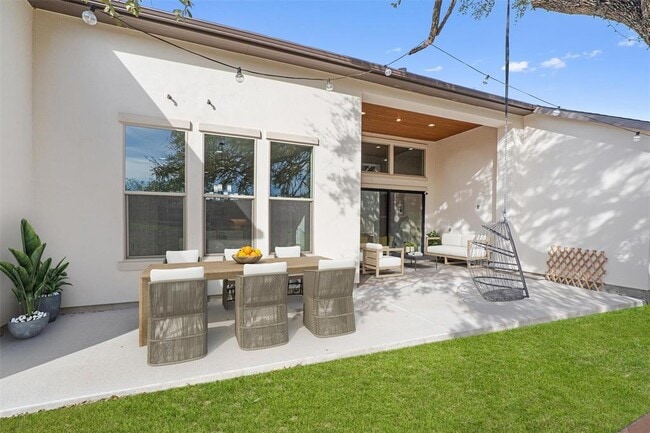 Building Photo - 264 Wellborn Rd