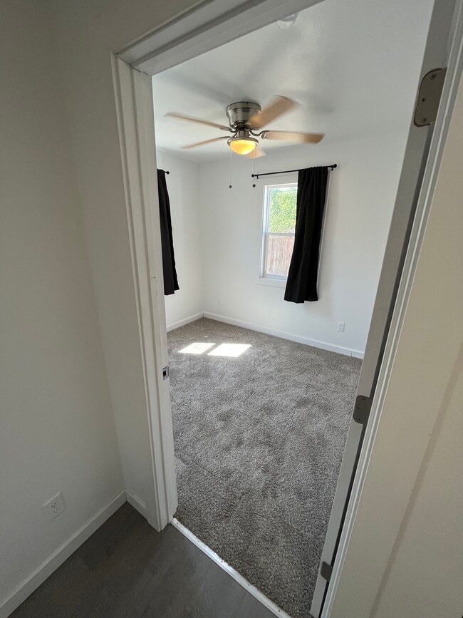 Building Photo - 614 N Absaroka St