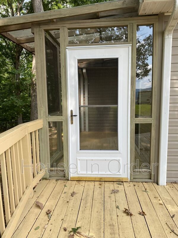 Building Photo - 47 Deer Meadows Dr