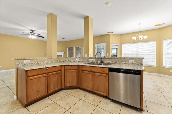 Building Photo - 4111 Surreydon Dr