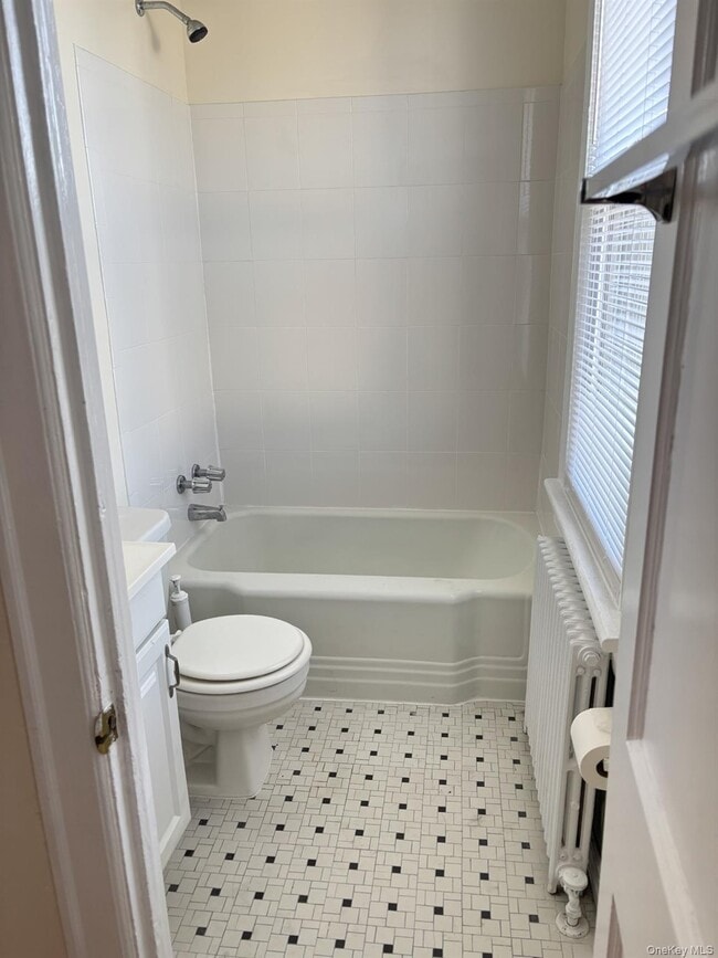 Building Photo - 71-58 70th St