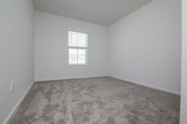 Building Photo - 2642 Runners Cir