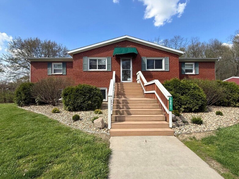 Building Photo - 10477 S Sprinkle Rd