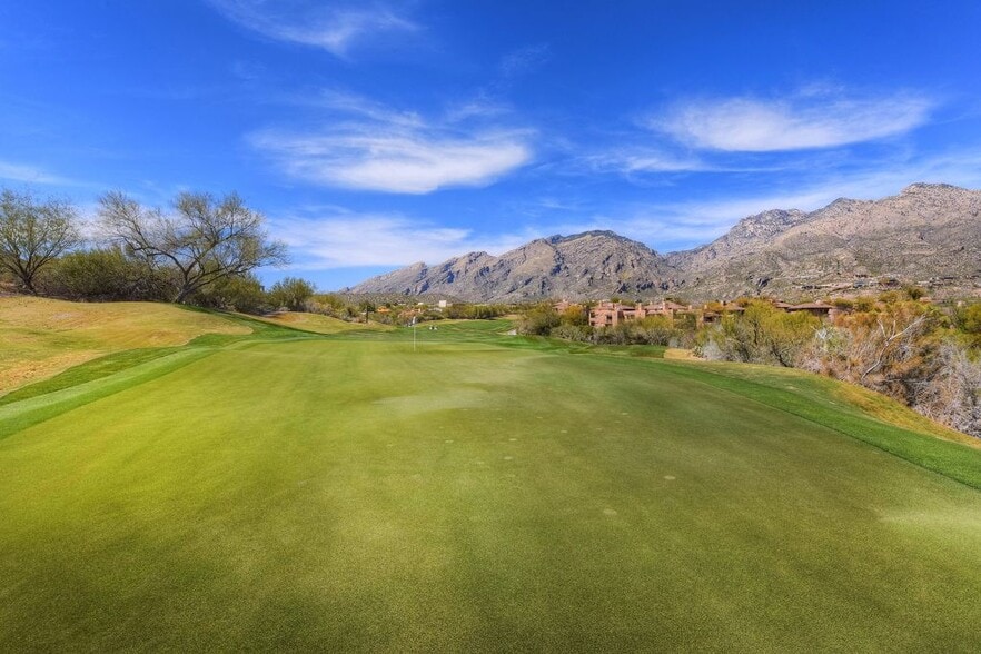 Ventana Canyon golf course runs along the property's north side - 5751 N Kolb Rd
