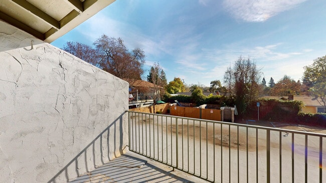 Building Photo - 18199 Happy Ln