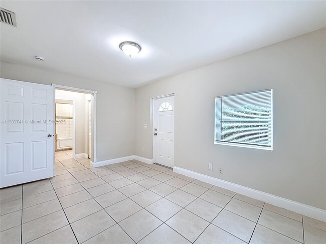 Building Photo - 1777 NW 34th Ave