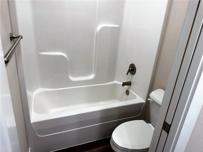 Building Photo - 3462 W Tuscan Rd