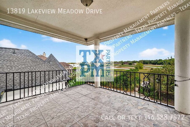 Building Photo - 13819 Lakeview Meadow Dr