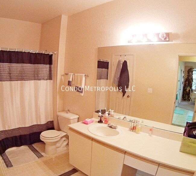Building Photo - 2600 Robert Trent Jones Dr