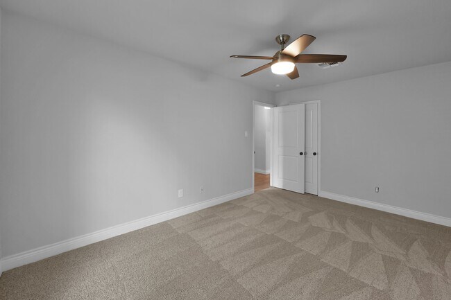 Building Photo - 2806 Triway Ln