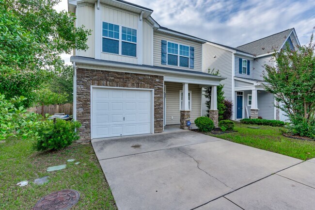 Building Photo - House in the desirable location of West Columbia