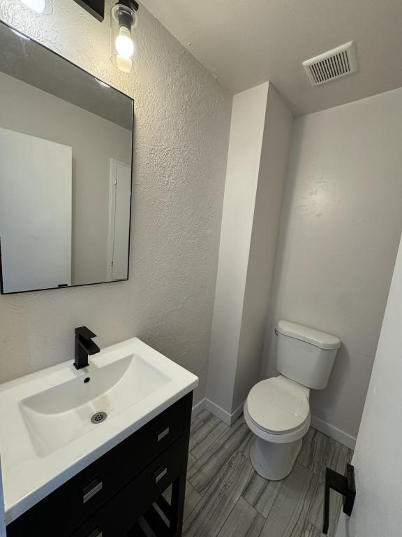 Building Photo - 3068 S Delaware St