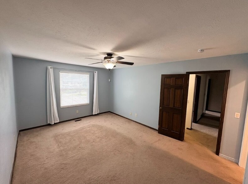 Building Photo - 3162 N 500 E