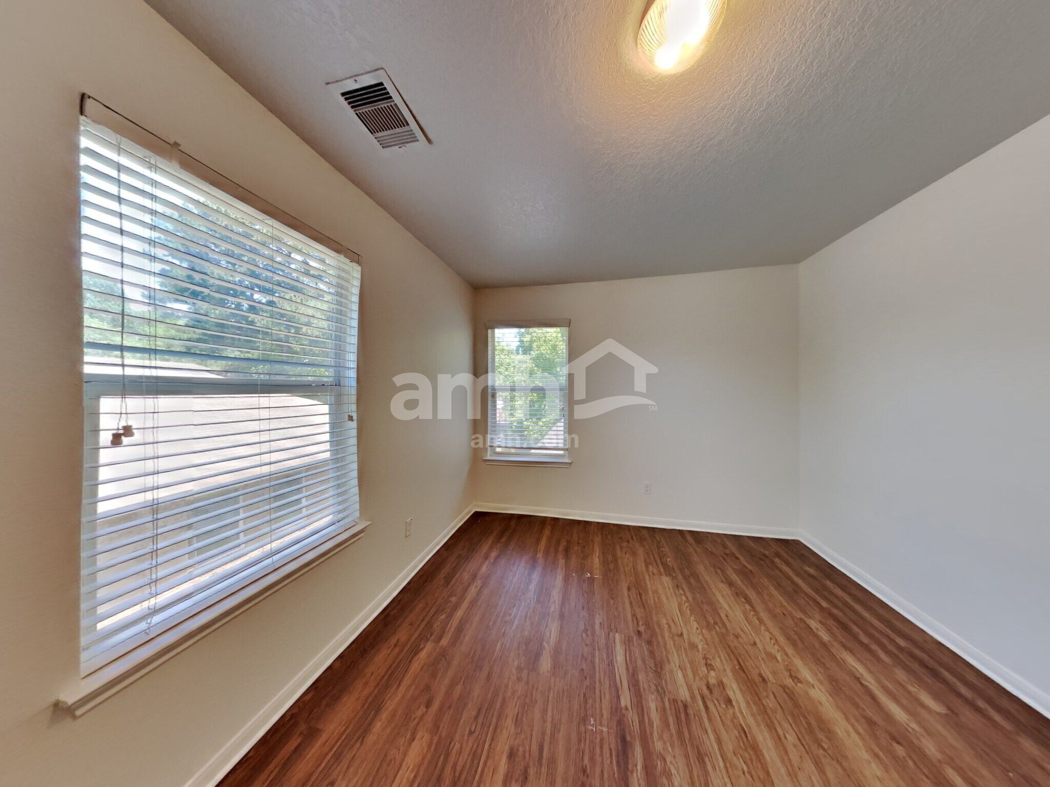 Building Photo - 5702 Rocky Trail Dr