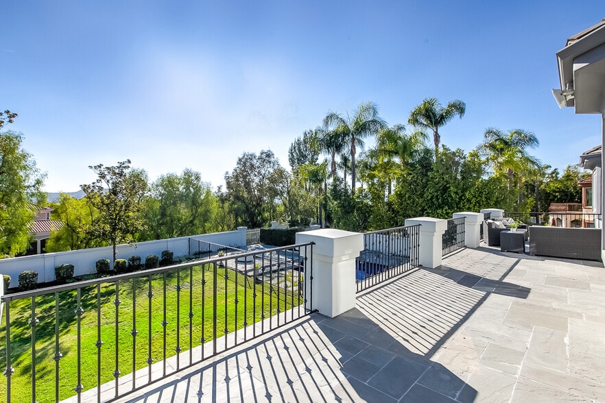 Building Photo - 25504 Colette Way