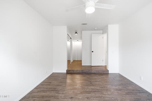 Building Photo - 6453 Tanager St