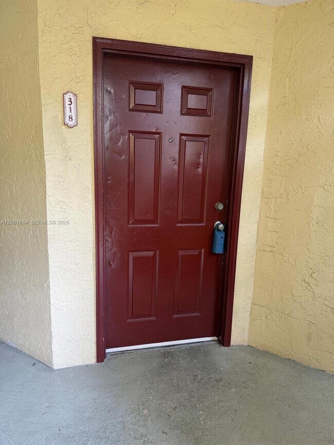 Building Photo - 12980 Vista Isles Dr