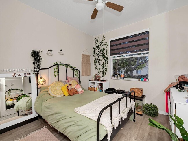 Building Photo - 13564 NW 7th St