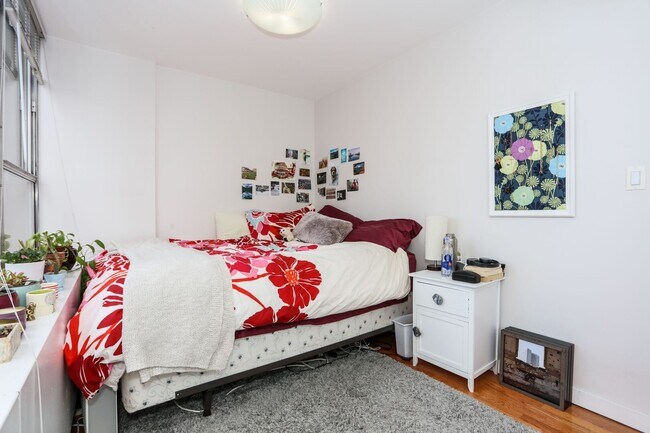 Building Photo - 655 W Irving Park Rd