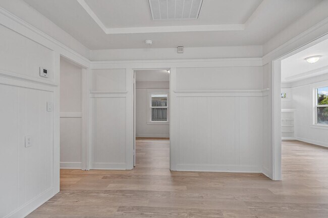 Building Photo - Beautifully Remodeled Home