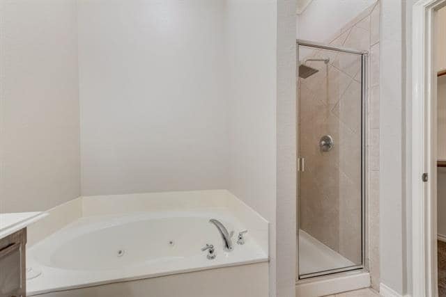 Building Photo - 2155 Colby Ln