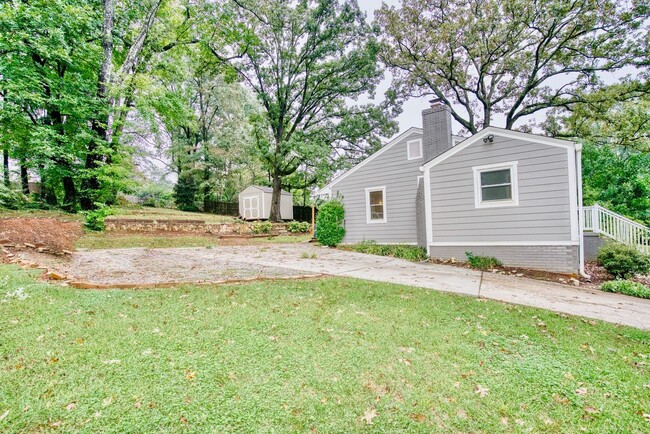 Building Photo - Beautiful home in Greenville near Downtown