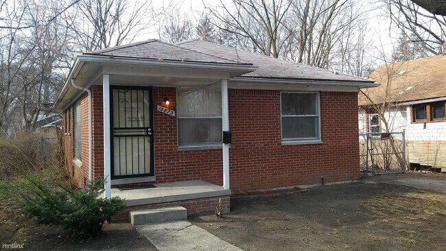Primary Photo - 3 br, 1 bath House - 15873 Blackstone St 1...