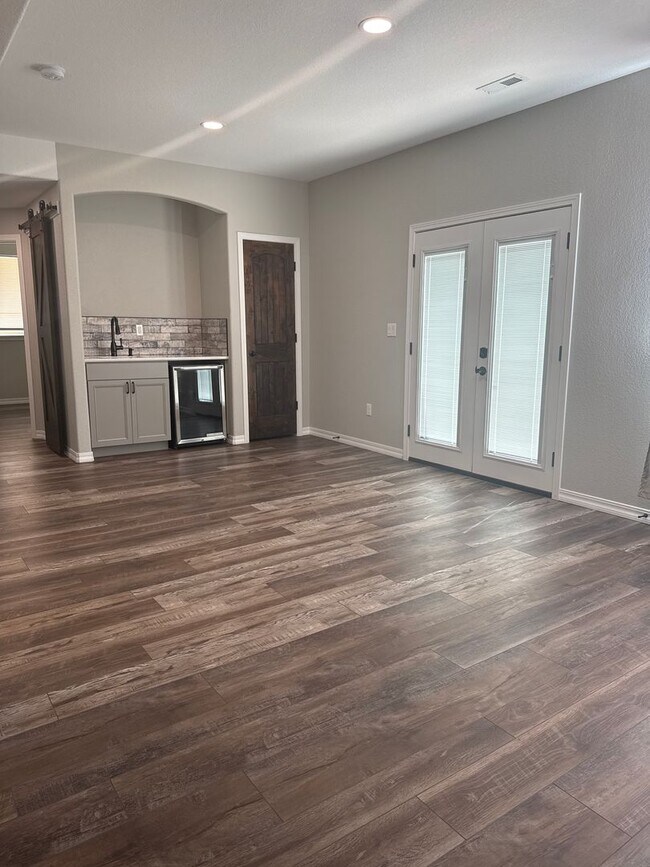 Building Photo - 10732 Echo Canyon Dr