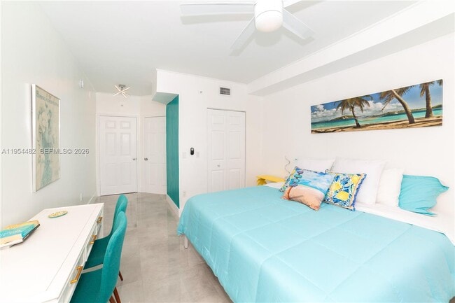 Building Photo - 17150 N Bay Rd