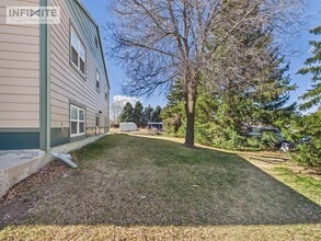 Building Photo - 3 Bedroom off East Valley Center!
