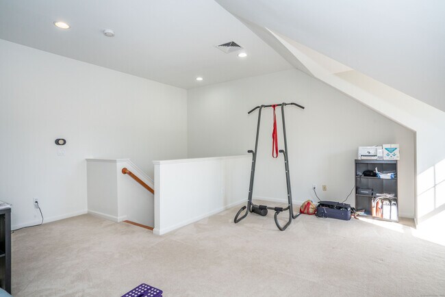Building Photo - 47 Park Pl Cir