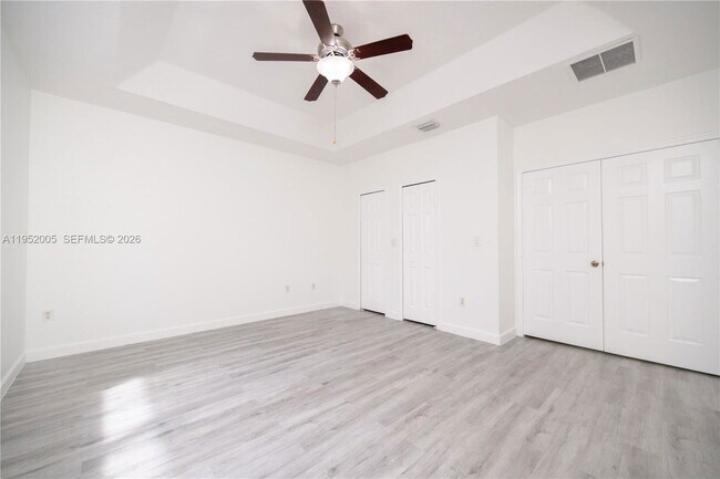Building Photo - 2532 SE 15th Ct