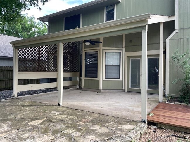 Building Photo - 15029 Wells Port Dr