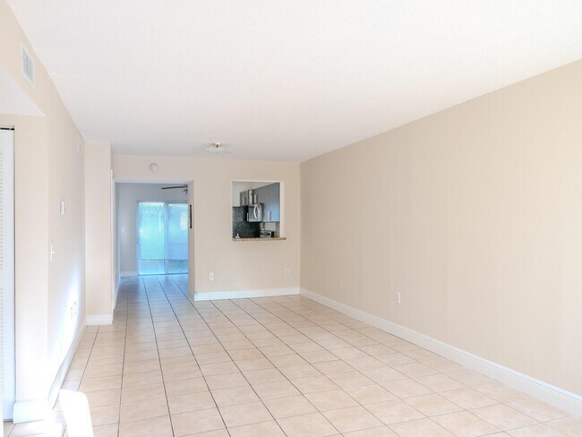Building Photo - 4785 SW 62nd Ave