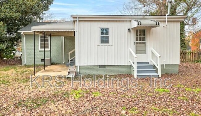 Building Photo - 1210 Downing Rd