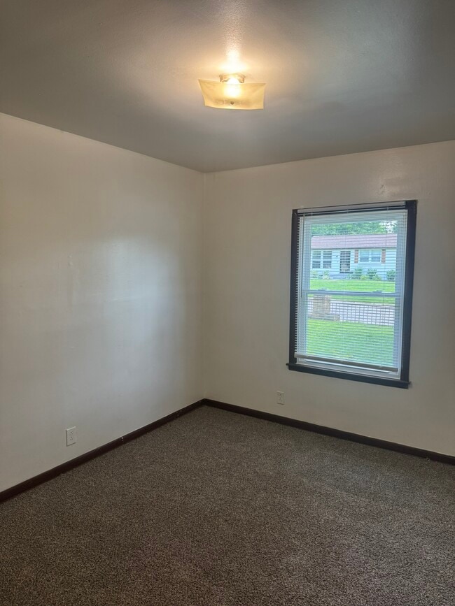 Building Photo - 3828 Boatner Dr