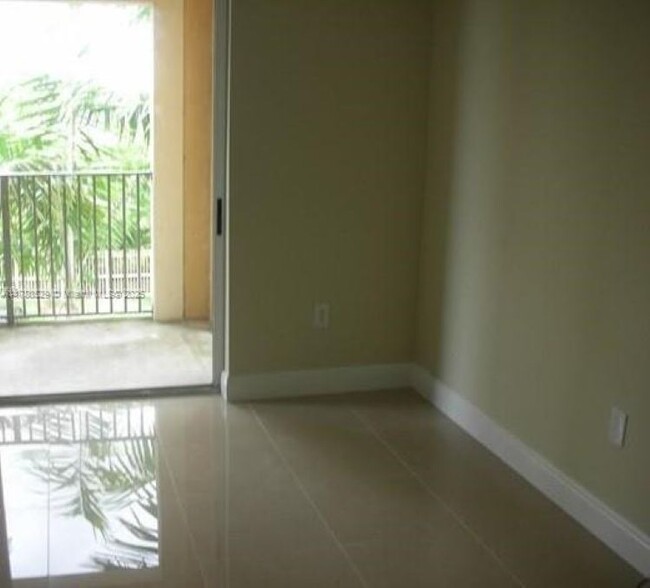 Building Photo - 2280 E Preserve Way