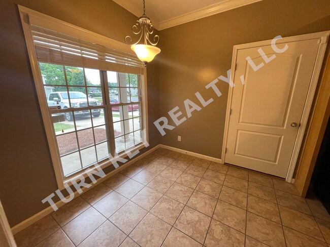 Building Photo - Duplex for rent in Trussville
