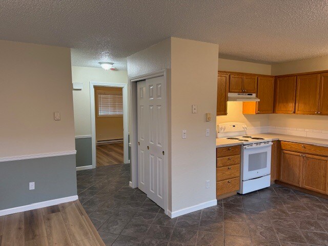 Building Photo - 154 S 21st St