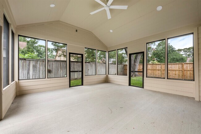 Building Photo - 25802 Chapel Ridge Ln