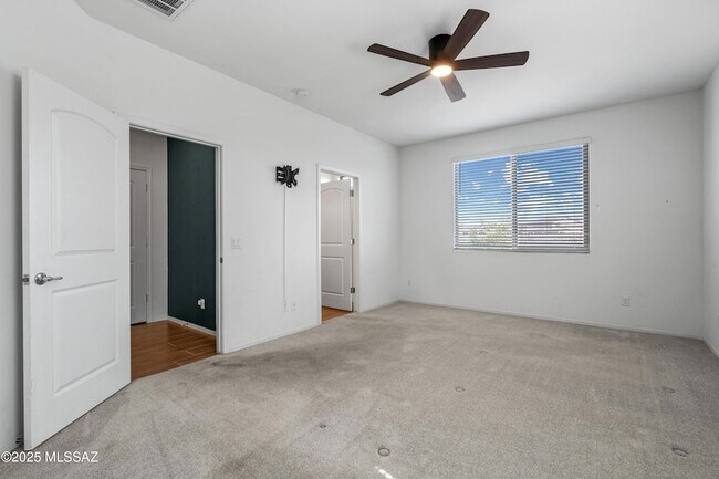 Building Photo - 12366 N Cervelli Ave