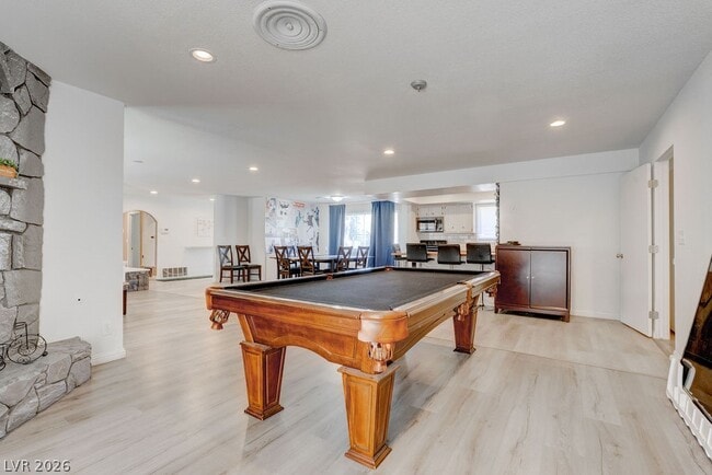 Building Photo - 1489 Santa Anita Dr