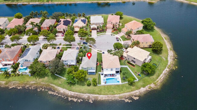 Building Photo - 2253 Balsan Way