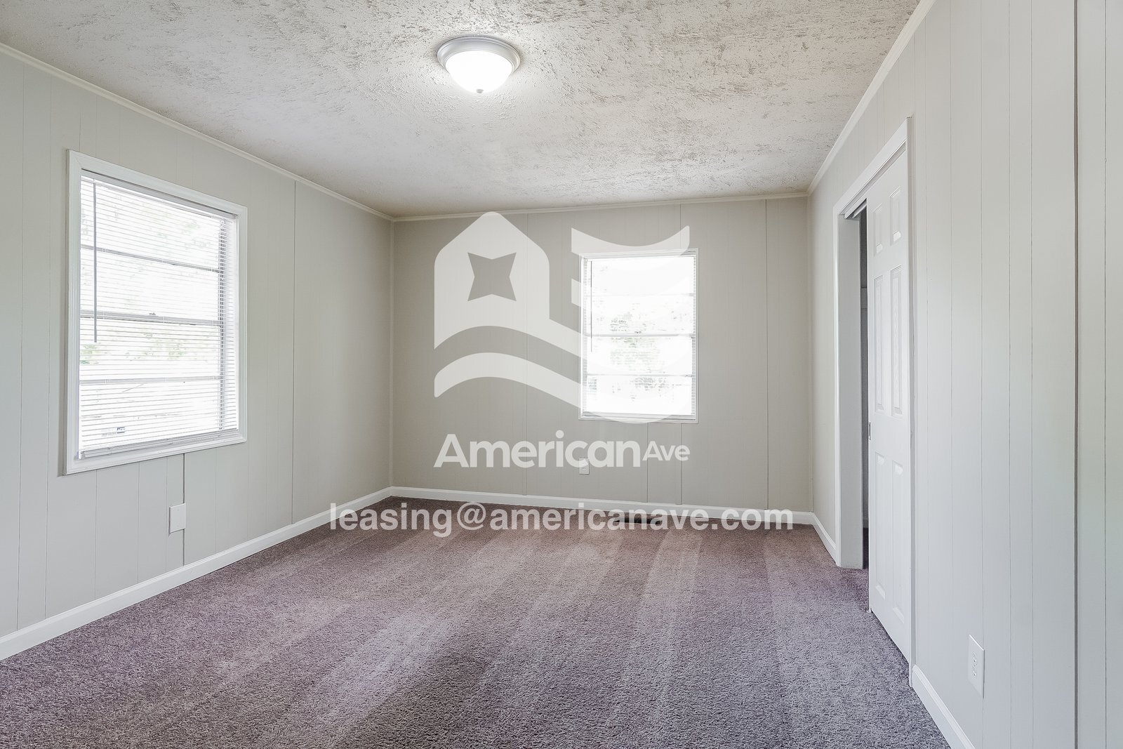 Building Photo - 1405 18th Pl SW